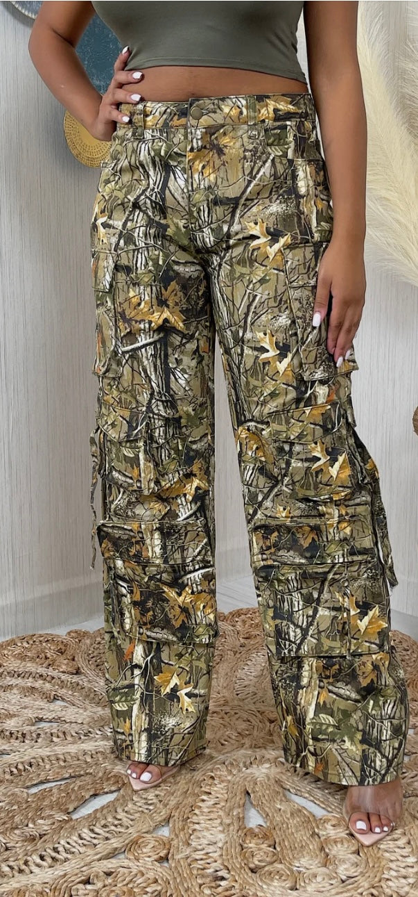 Woods Print Cargo Pants