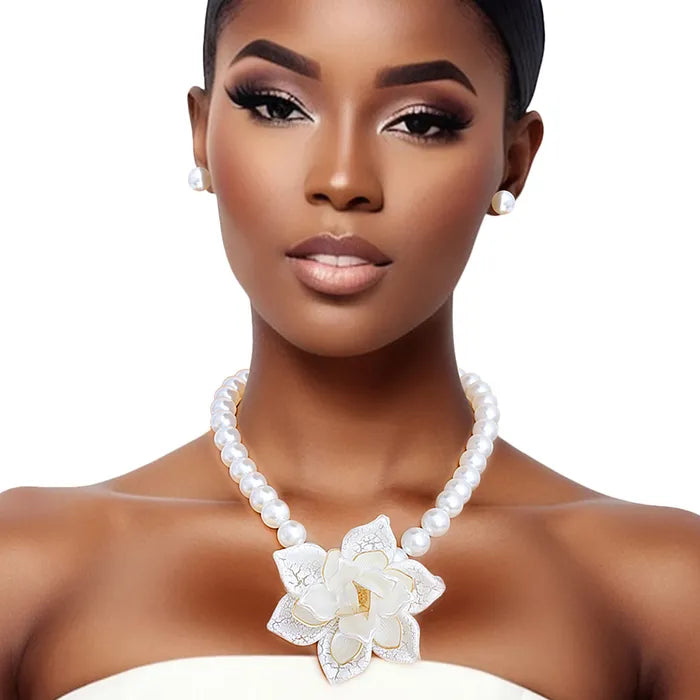 Pearl Necklace Cream Flower Pendant Set